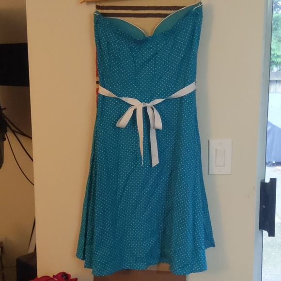 Strapless Dress - Picture 2 of 3